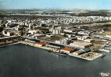 Iconographie - Tunis - Vue générale aérienne du port