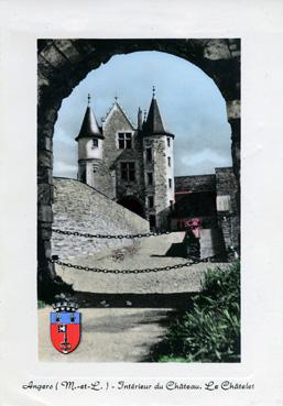 Iconographie - Intérieur du château - Le châtelet