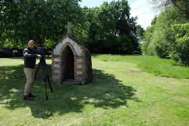 Iconographie - Tournage à la fontaine Saint-Rachoux