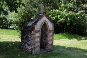 Iconographie - La fontaine Saint-Rachoux