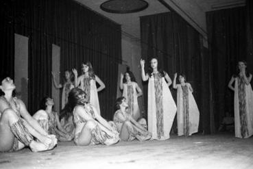 Iconographie - Gala de danse des Oeuvres Laïques au Palais des Congrès