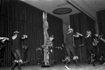 Iconographie - Gala de danse des Oeuvres Laïques au Palais des Congrès