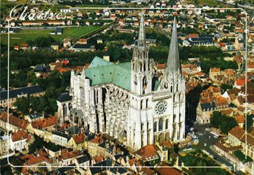Iconographie - Vue aérienne de la cathédrale