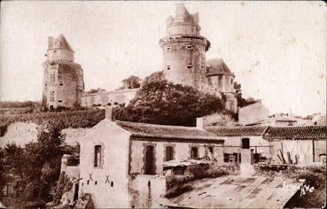 Iconographie - Château de Poitou, Apremont