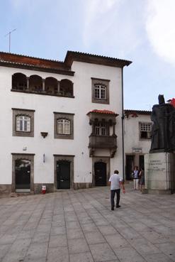 Iconographie - Guarda - Statue de D. Shanchoi, 1er roi du Portugal