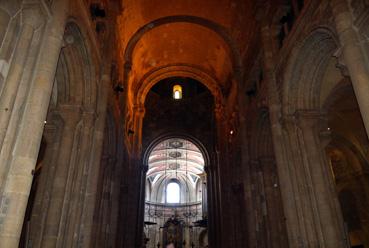 Iconographie - La nef de la cathédrale Santa Maria Maior