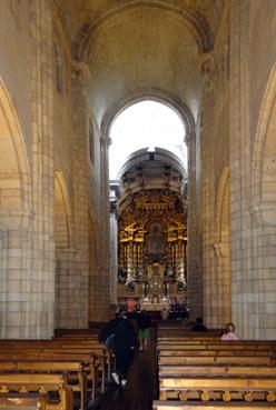 Iconographie - Porto - La grand nef centrale de la cathédrale