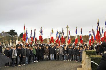 Iconographie - Cérémonie au cimetière