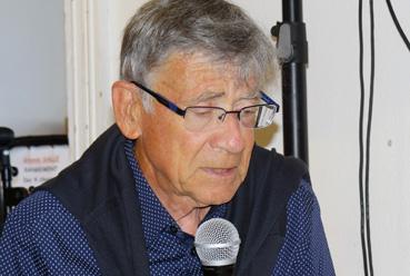 Iconographie - Le docteur Jean-François Tessier lors d'une conférence