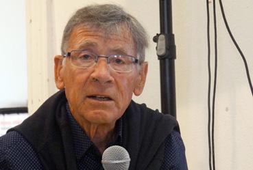 Iconographie - Le docteur Jean-François Tessier lors d'une conférence