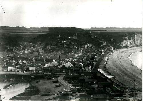 Iconographie - La plage, vue générale prise de la côte de la vierge