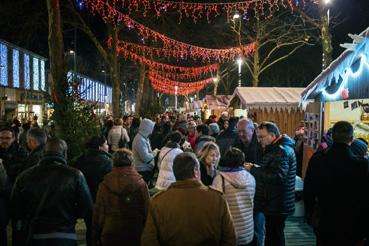 Iconographie - Le marché gourmand des fêtes de fin d'année