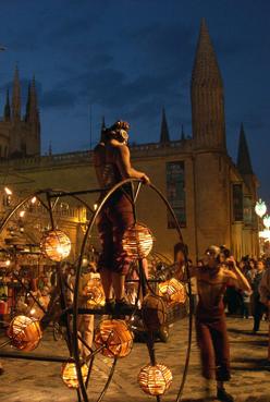 Iconographie - La roue à Boules lors des fêtes de fin d'année