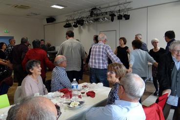 Iconographie - Danseurs de courante lors d'un banquet