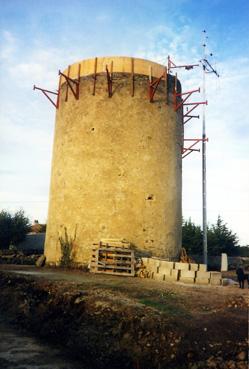 Iconographie - Le moulin du Camp en cours de restauration