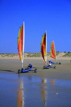 Iconographie - Char à voile sur la plage