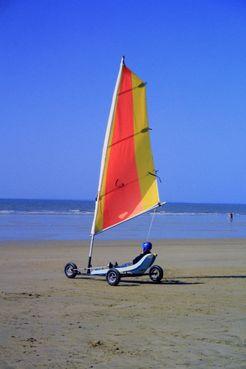 Iconographie - Char à voile sur la plage