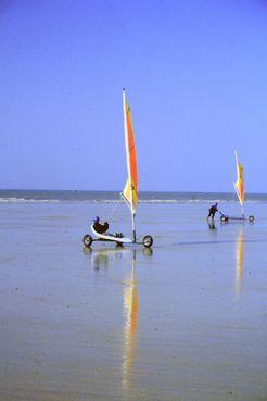 Iconographie - Char à voile sur la plage