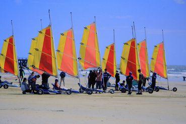 Iconographie - Char à voile sur la plage