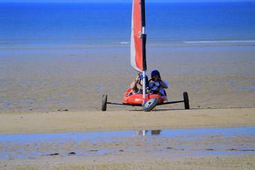 Iconographie - Char à voile bi-place et handicapés