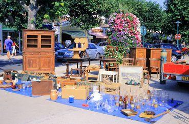 Iconographie - Brocante place Jean Yole