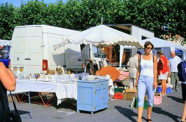 Iconographie - Brocante place Jean Yole