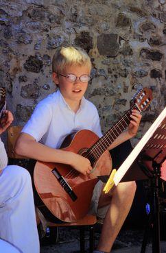 Iconographie - Fëte de la musique - Elèves de l'école de musique Vribato