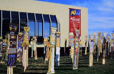 Iconographie - Kid's folies - Exposition de totems