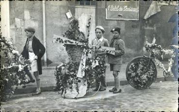 Iconographie - Fête des fleurs - Le moulin