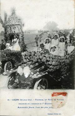 Iconographie - Festival et fête des fleurs - Automobiles fleuries, l'une des plus jolies