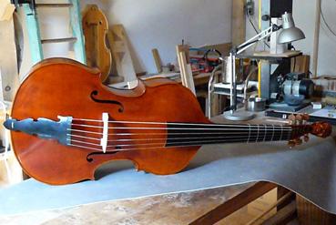 Iconographie - Contrebasse de viole en sol par le luthier Jean-Paul Boury