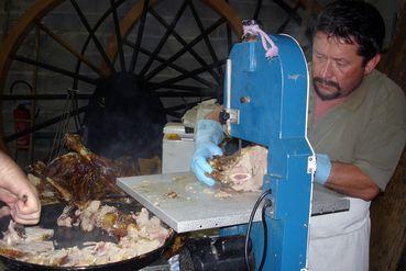 Iconographie - 30 ans d'Arexcpo - Découpage mécanique de la viande