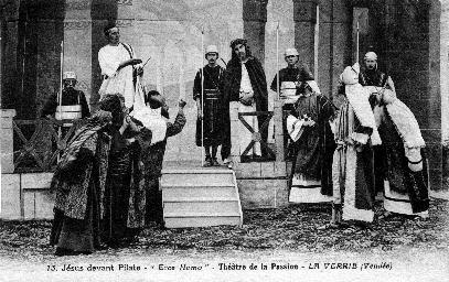 Iconographie - Théâtre la Passion : Jésus devant Pilate