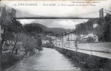 Iconographie - Le pont suspendu sur la rivière Tacon