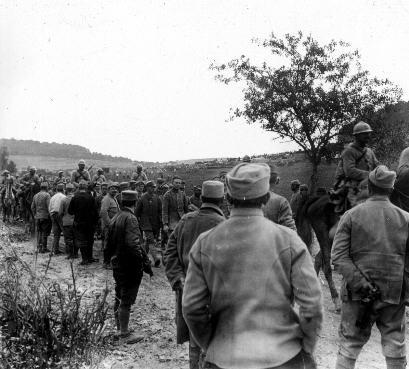 Iconographie - Région de Verdun : prisonniers boches