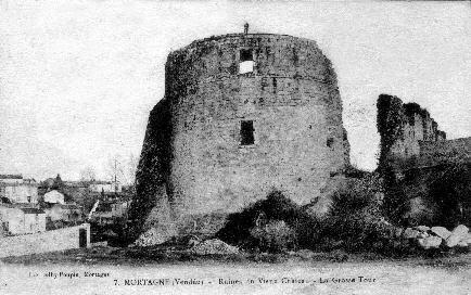 Iconographie - Ruines du Vieux Château - La grosse Tour