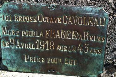 Iconographie - Plaque de la tombe de Cavolleau Octave