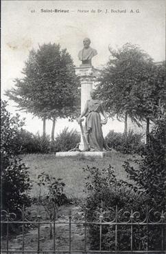 Iconographie - Statue du Dr. J. Bouchard