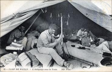 Iconographie - Camp de Mailly - L'asticage sous la tente
