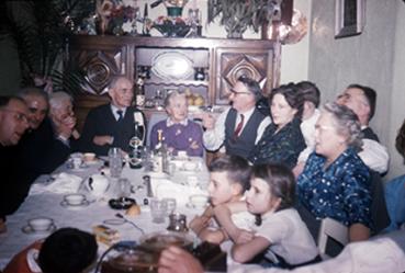 Iconographie - Repas enregistré du jour de l'an chez les Gervais