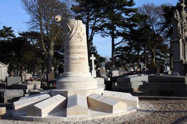 Iconographie - Monument en hommage aux sauveteurs de 1882