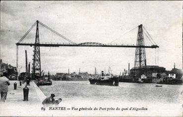 Iconographie - Vue générale du port prise du quai d'Aiguillon