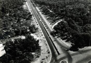 Iconographie - L'avenue de la Forêt à partir de la gare