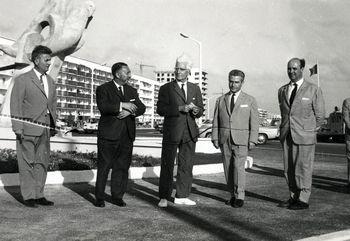 Iconographie - Inauguration de l'œuvre des frères Martel, Les oiseaux