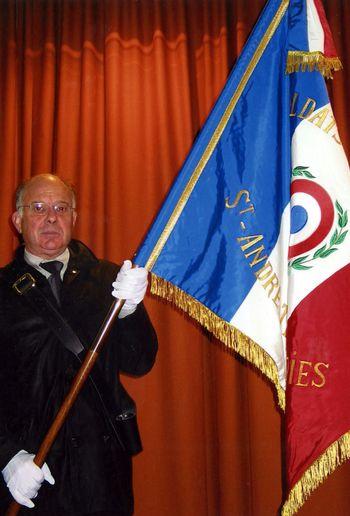 Iconographie - Cérémonie de remise du drapeau Section soldats de France