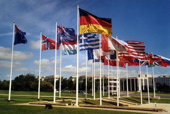 Iconographie - Drapeaux flottant