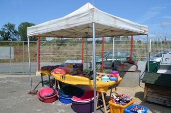 Iconographie - Opération vide-grenier au refuge SPA