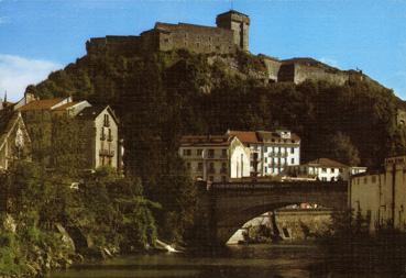 Iconographie - Château-fort et le pont Saint-Michel