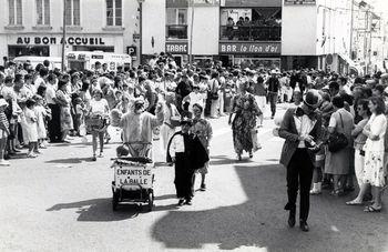 Iconographie - La Saint-Laurent - Enfants de la balle