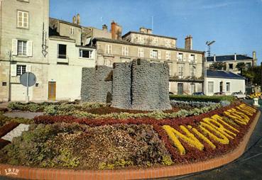 Iconographie - Les massifs de fleurs place de la Résistance